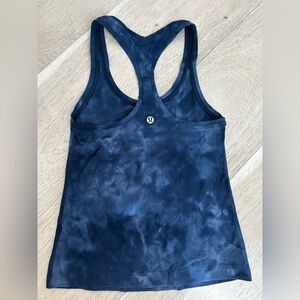 Lululemon navy marble tank!